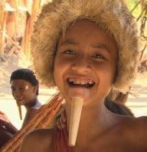 Hoa Cải: Đời sống hoang dã của người Zoé - Brazil