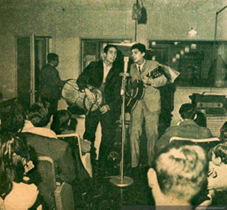 Programa La Pena Juvenil en Radio Chilena, 1966.jpg