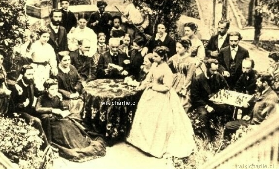 Reunion familia de Arturo Prat Chacon en 1871.jpg