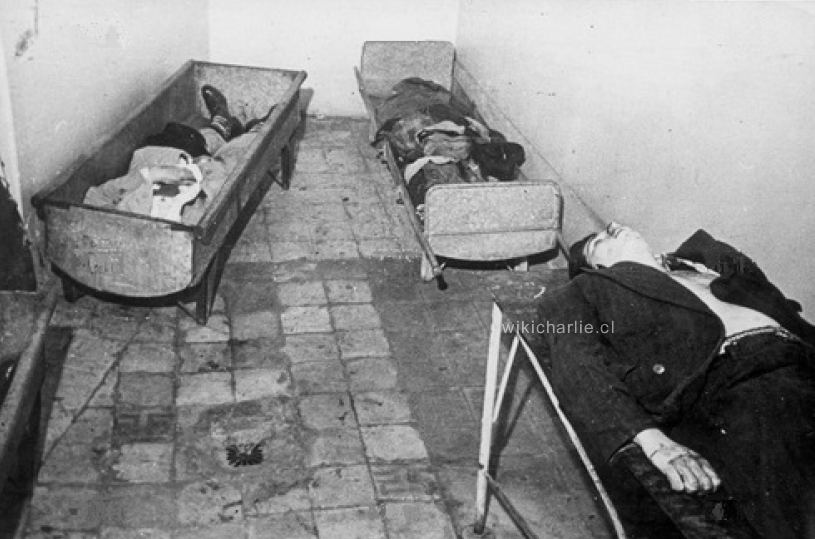 Masacre Plaza Bulnes 1946.jpg
