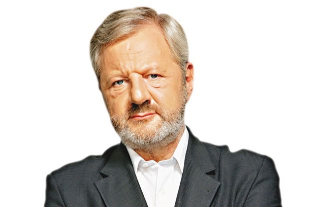 Raúl Sohr - WikicharliE Raúl Sohr - WikicharliE