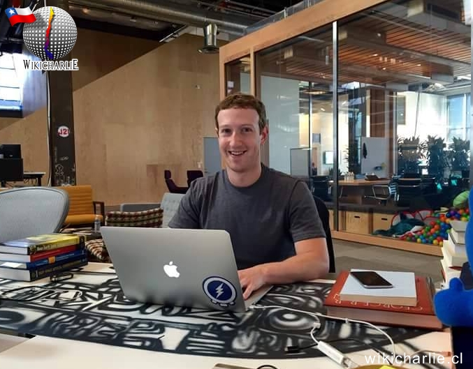 Mark Zuckerberg en facebook.jpg