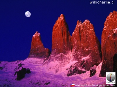 Las Torres del Paine Chile.jpg