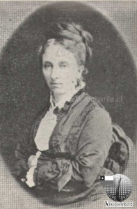 Esposa del Presidente Aníbal Pinto. La apodaban “La Princesa del Sur” por ser originaria de Concepción. Durante la Guerra del Pacífico tuvo activa participación en la implementación y ayuda a los Hospitales de Sangre que albergaba a los heridos de guerra, auxiliando además a las viudas y los huérfanos. Participó en la fundación de la Iglesia de la Gratitud Nacional.