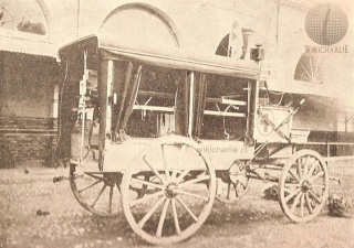 La imagen nos muestra una Ambulancia chilena usada en la Guerra del Pacífico, en Antofagasta en 1879.