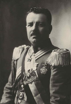 Archivo:General Carlos Ibanez I Presidencia 1927.jpg