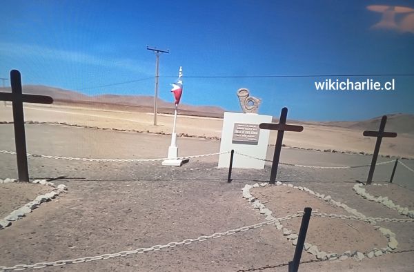 El presente nos muestra la Tumba de tres soldados chilenos que fallecieron en el Combate de Germania, en el desierto, llamado Pampa Germania durante la Guerra del Pacífico. 🇨🇱 Ellos son Juan de Dios Piñeiro, Francisco Tapia y el soldado Benítez 🇨🇱